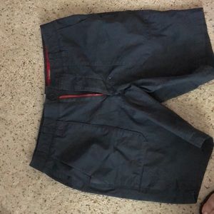 Under Armour Shorts size 36